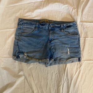 Light blue distressed jean shorts!